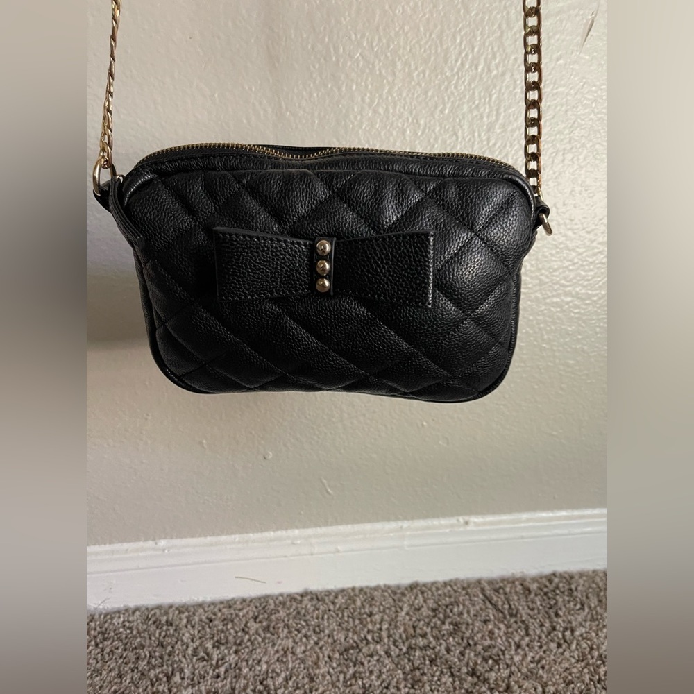Cute Black and Gold Crossbody Purse